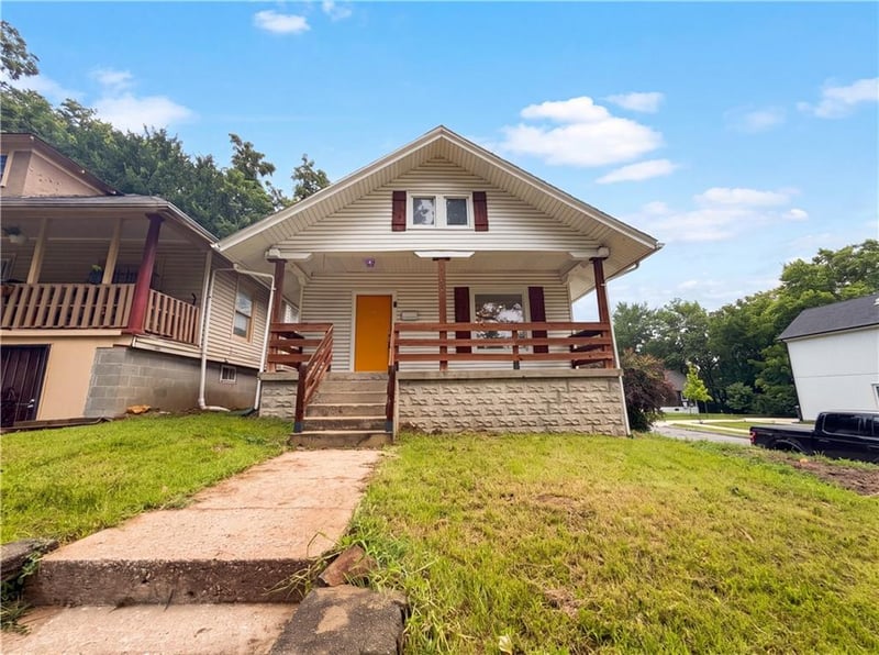 1316 44th St, Kansas City, MO 64110