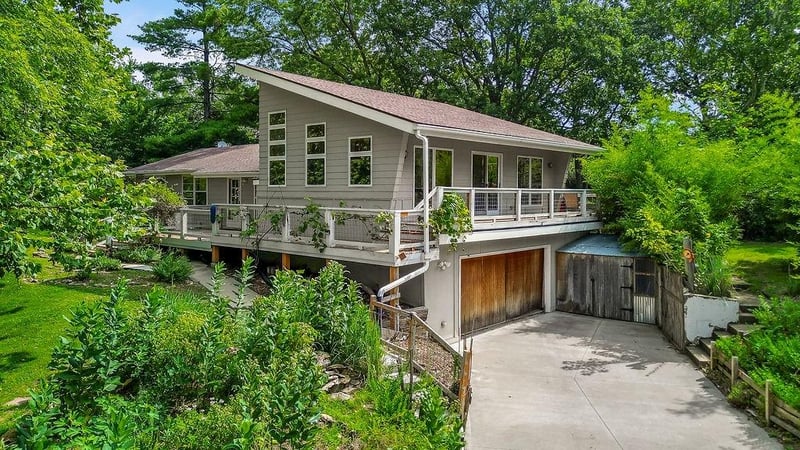 11525 Clare Rd, Olathe, KS 66061