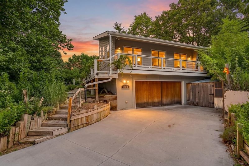 11525 Clare Rd, Olathe, KS 66061