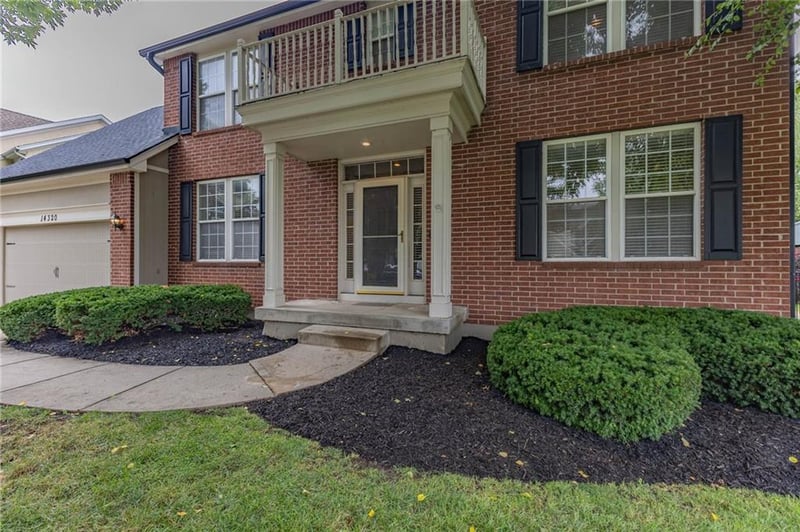 14320 Stearns St, Overland Park, KS 66221