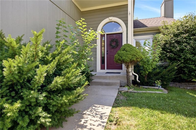 14866 Summit St, Olathe, KS 66062
