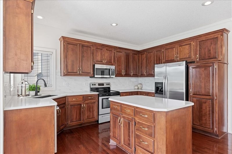 15420 S Gallery St, Olathe, KS 66062