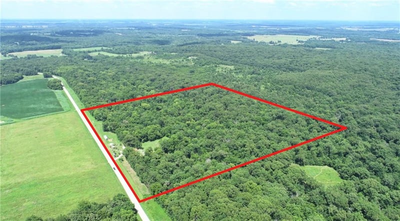 5130 SW H Hw, El Dorado Springs, MO 64744