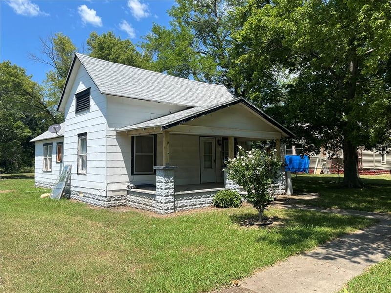 212 Main St, Edna, KS 67342