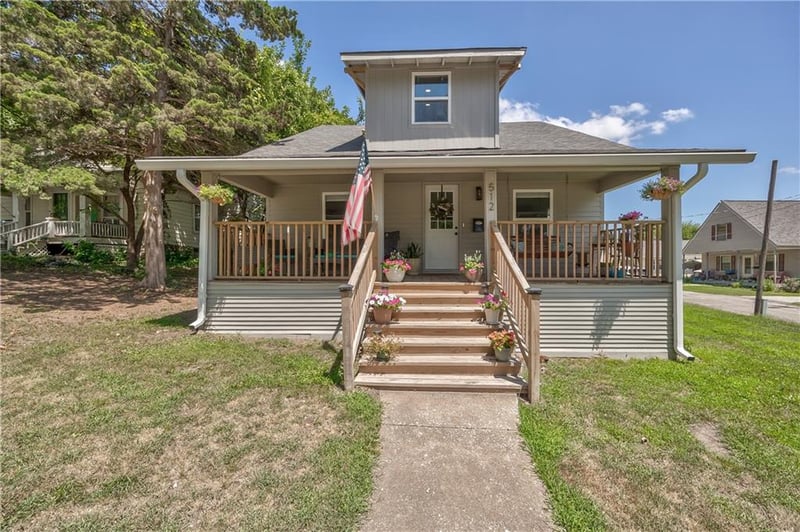 512 Lexington St, Richmond, MO 64085