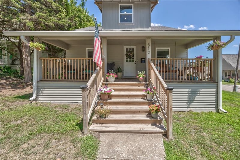 512 Lexington St, Richmond, MO 64085