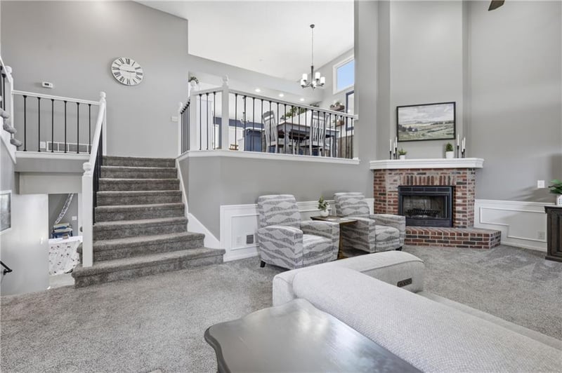 5106 Anderson St, Shawnee, KS 66226