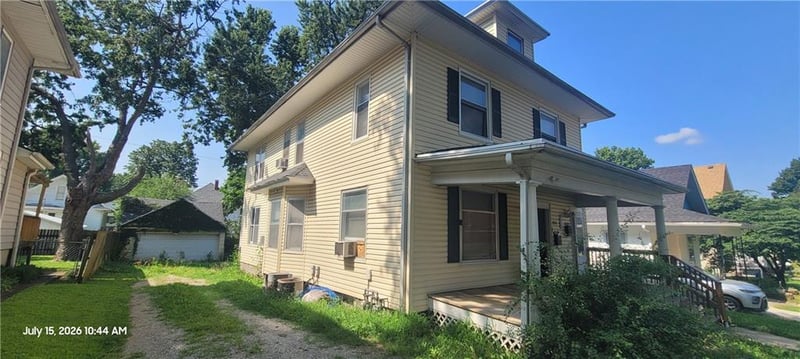 2808 Sacramento St, St Joseph, MO 64507