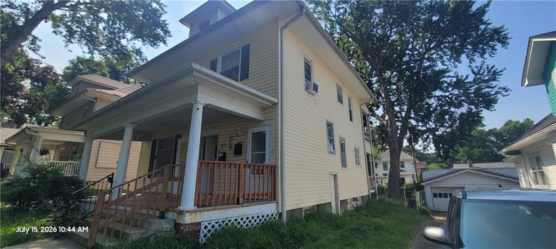 2808 Sacramento St, St Joseph, MO 64507