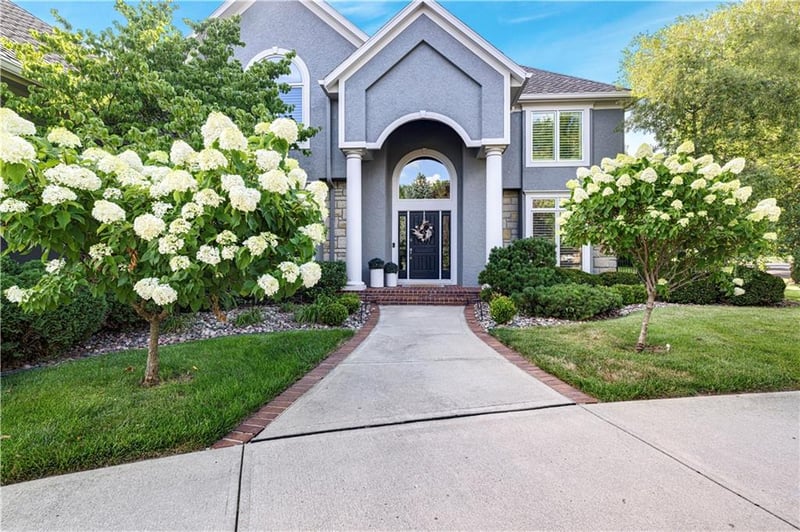 6000 142 St, Overland Park, KS 66223
