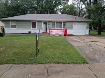 8602 Winchester Ave, Kansas City, MO 64138