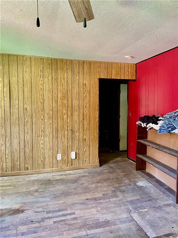 210 Bates Ave, Adrian, MO 64720