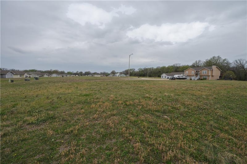 306 John St, Coffeyville, KS 67337