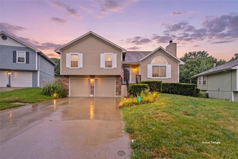 3420 Shrank Ct, Independence, MO 64055