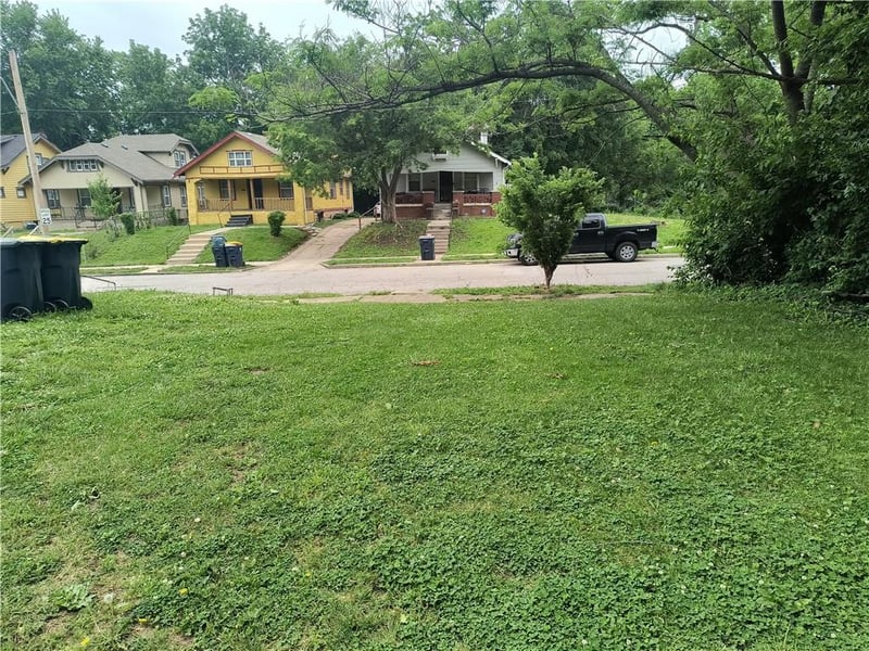 5534 Michigan Ave, Kansas City, MO 64130