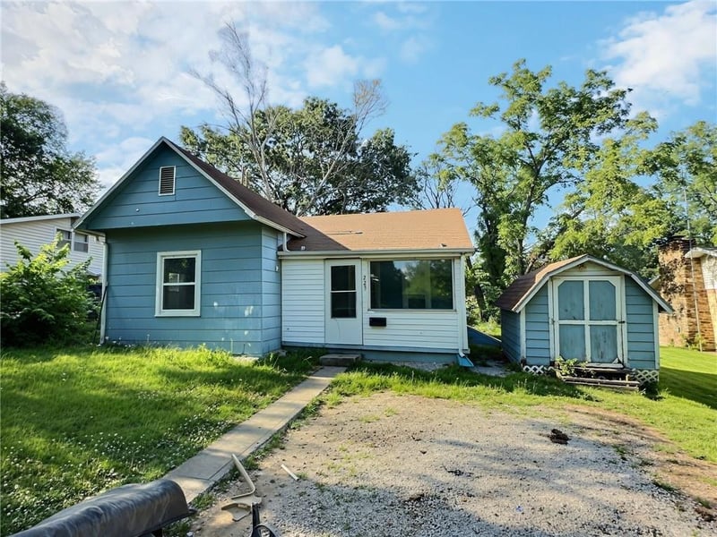 223 Marshall St, El Dorado Springs, MO 64744