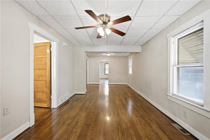 1021 23rd Ave, North Kansas City, MO 64116