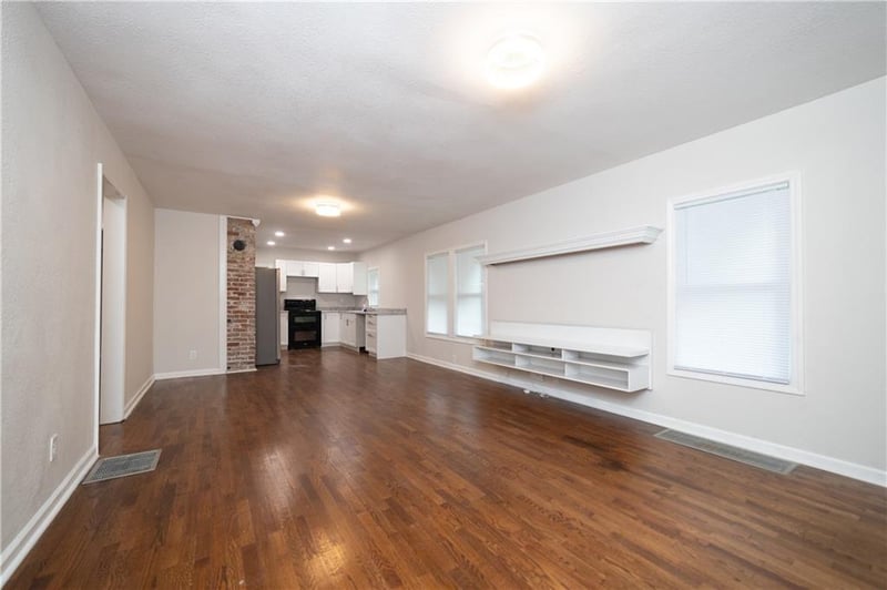 3947 N Bales Ave, Kansas City, MO 64117