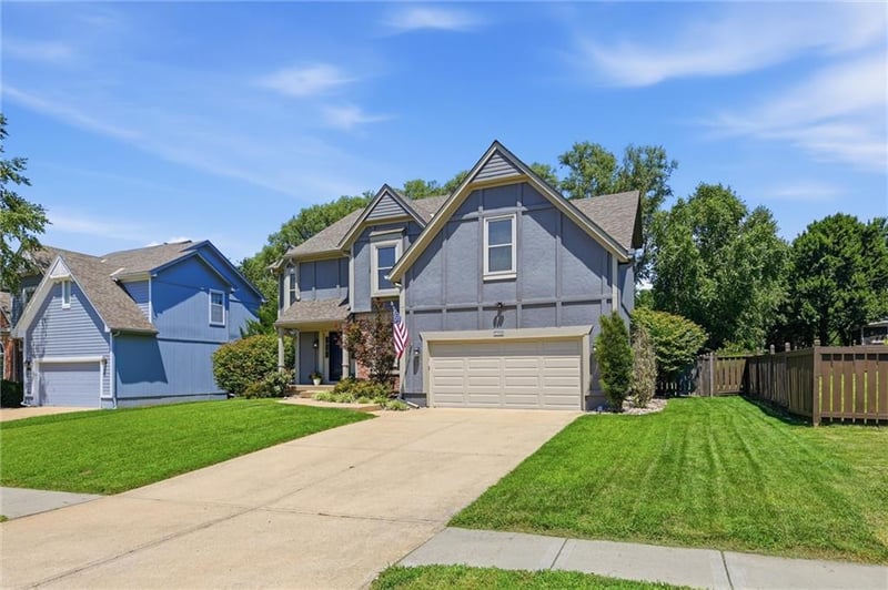 5308 140th St, Overland Park, KS 66224