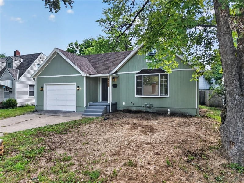 2013 Ralston Ave, Independence, MO 64052