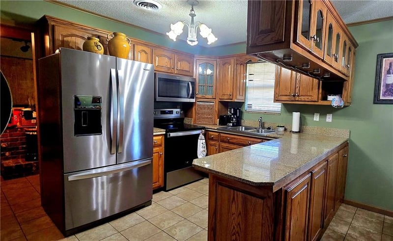 413 Dittman St, Frontenac, KS 66763
