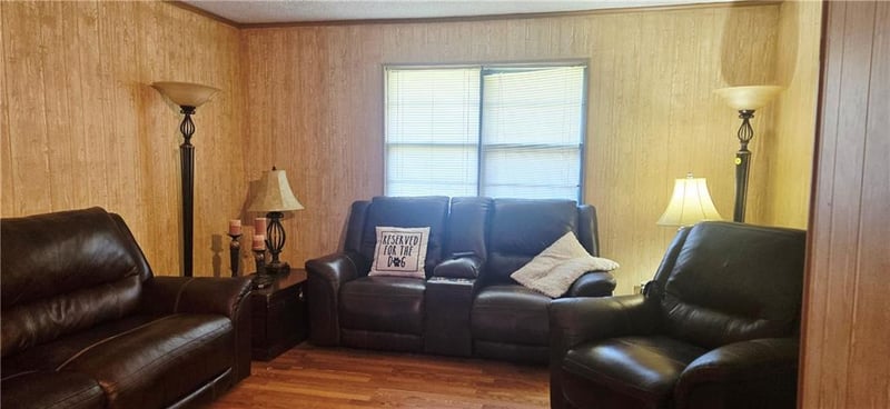 413 Dittman St, Frontenac, KS 66763