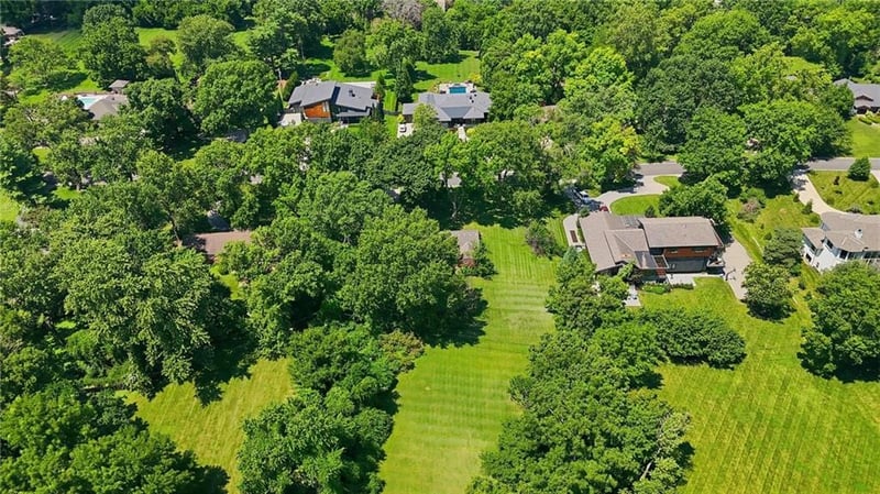 9319 High Dr, Leawood, KS 66206