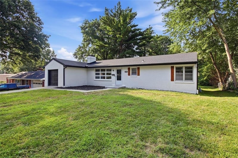 1203 64th Ter, Gladstone, MO 64118
