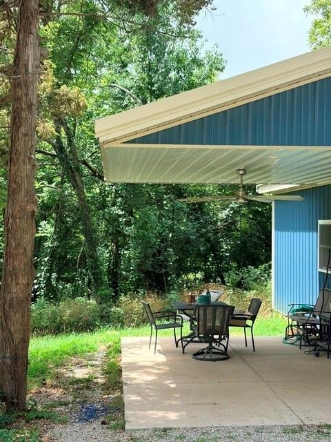 42 Bear Dr, Mound City, KS 66056