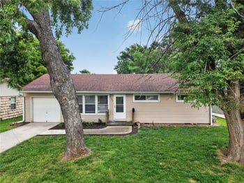 3131 S 46th Ter, Kansas City, KS 66106