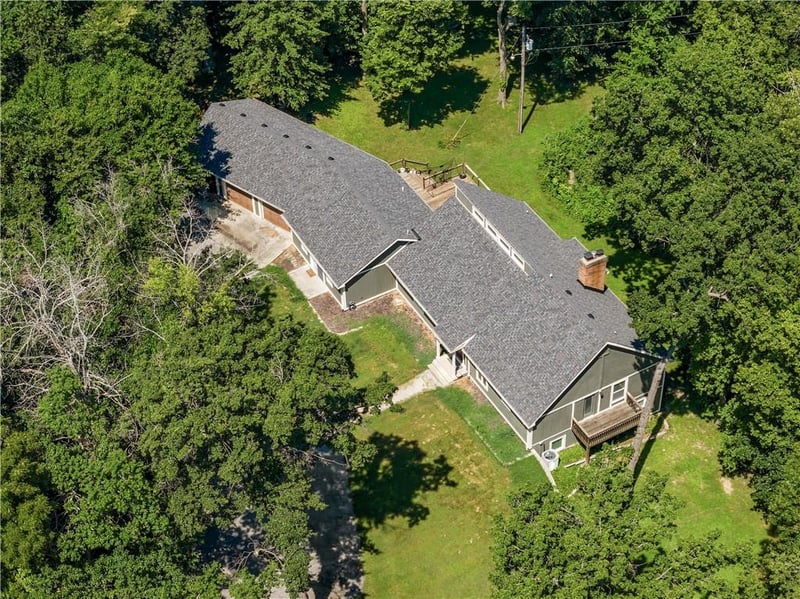 7410 S Arnett Rd, Grain Valley, MO 64029