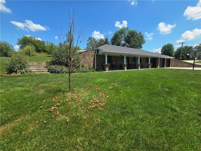 505 Mill St, Rock Port, MO 64482