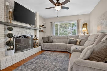 1410 S 50th Dr, Kansas City, KS 66106