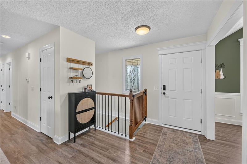 503 Newport Dr, Smithville, MO 64089