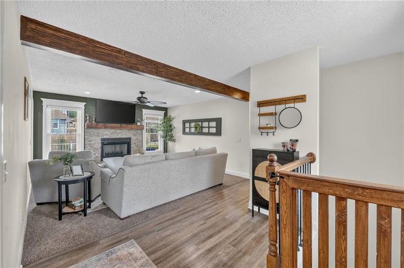 503 Newport Dr, Smithville, MO 64089