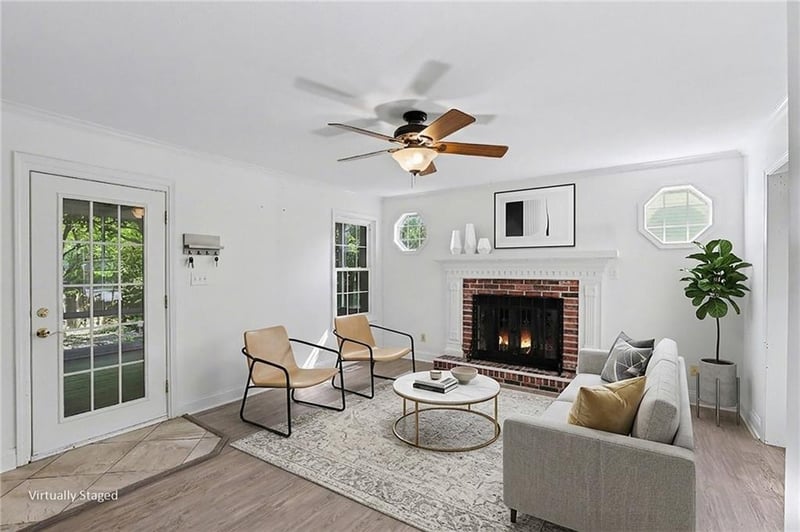 722 Deerfield St, Leavenworth, KS 66048