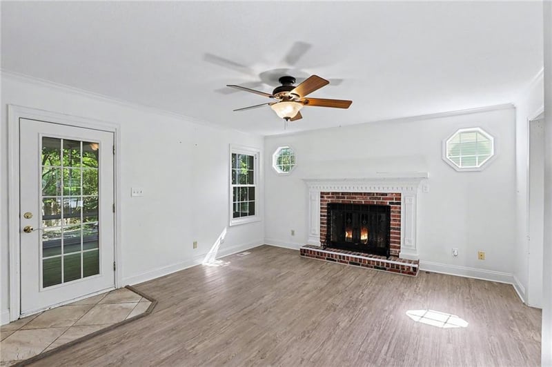 722 Deerfield St, Leavenworth, KS 66048
