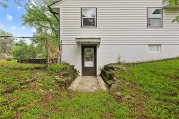 7332 Parallel Pw, Kansas City, KS 66112
