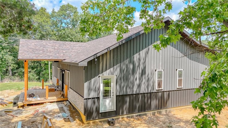 1025 401st Rd, Chilhowee, MO 64733