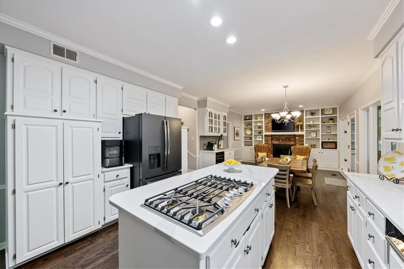 12016 Stearns St, Overland Park, KS 66213