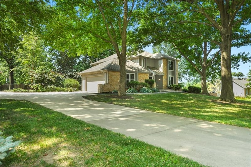 12305 150th Ter, Olathe, KS 66062