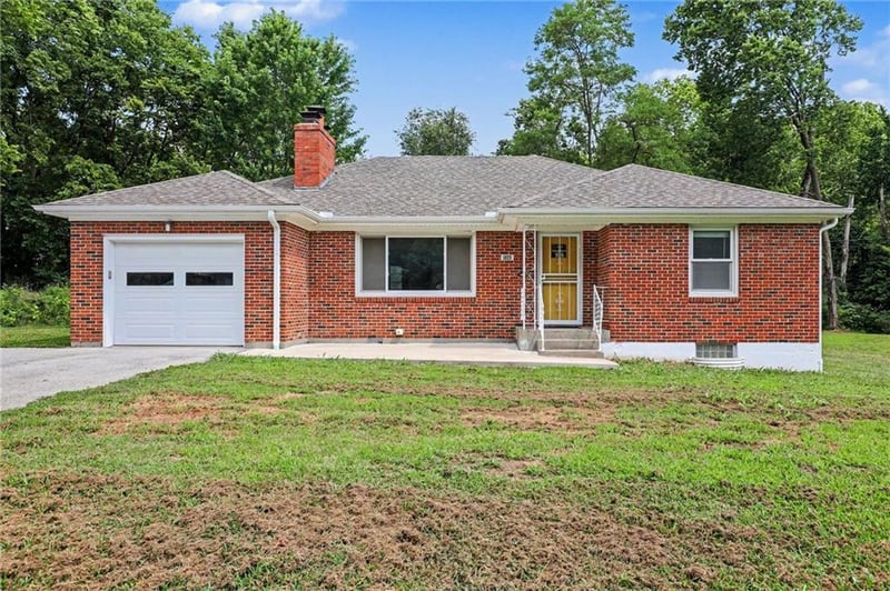 506 Mississippi St, Liberty, MO 64068