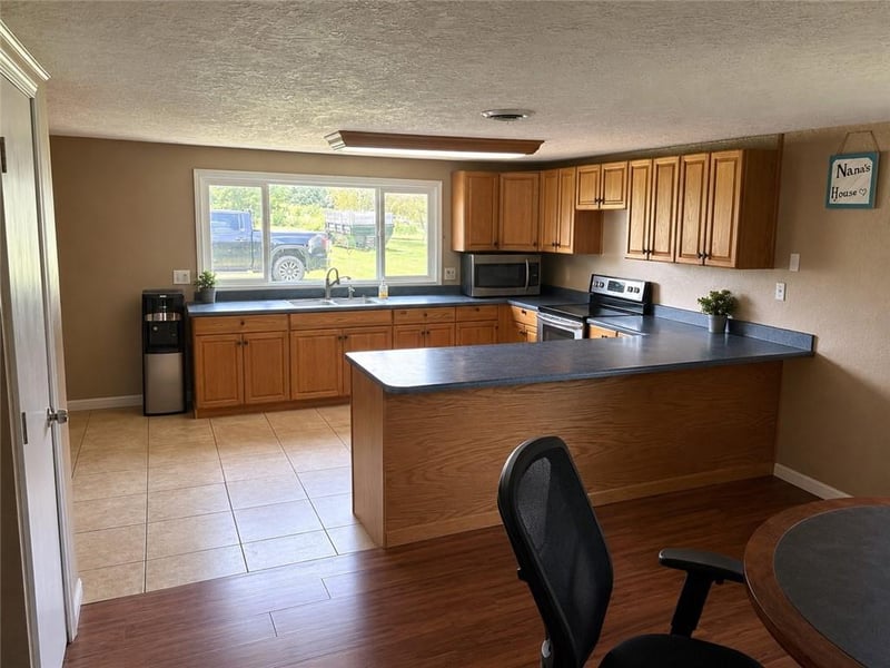 360 W Hw, Kingsville, MO 64061