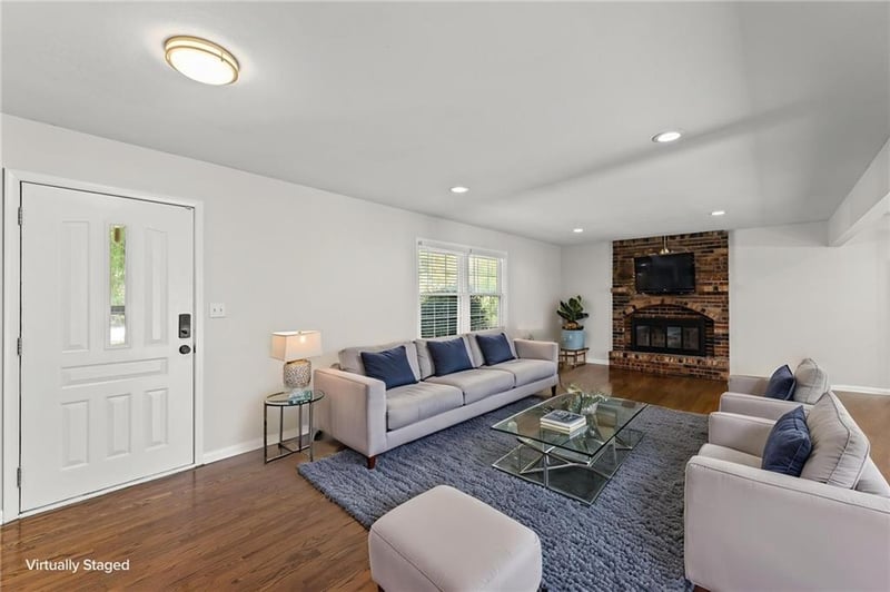 2308 NW Powderhorn Dr, Kansas City, MO 64154