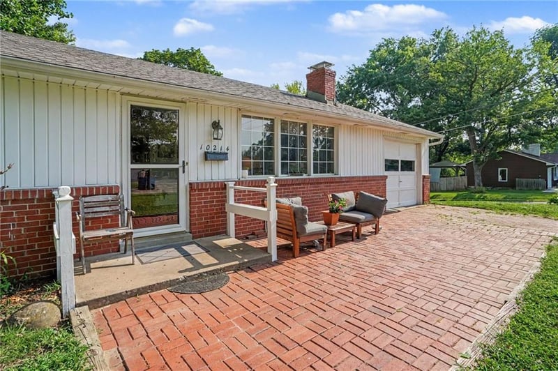 10214 56th St, Merriam, KS 66203