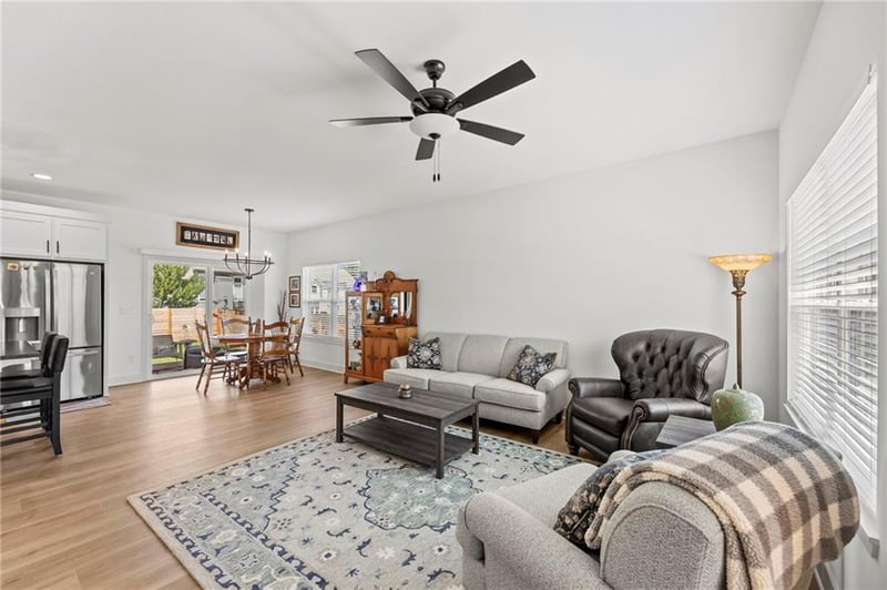 1128 12th Ter, Louisburg, KS 66053