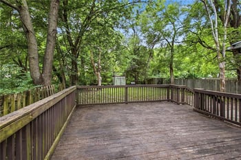 7740 Madison Ave, Kansas City, MO 64114
