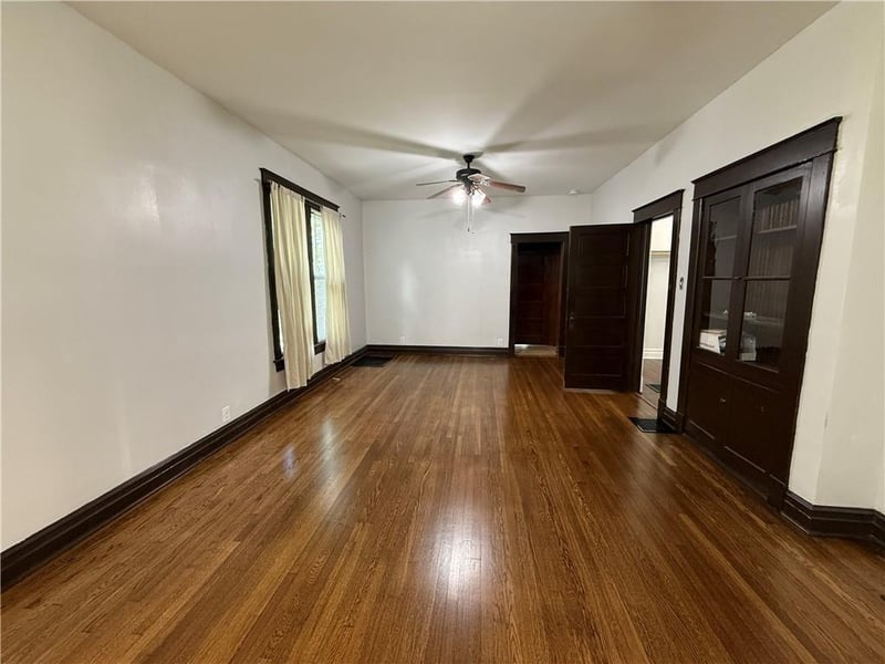 704 Fuller Ave, Independence, MO 64052