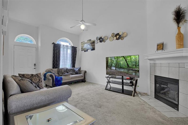 5713 Norton Ave, Kansas City, MO 64130