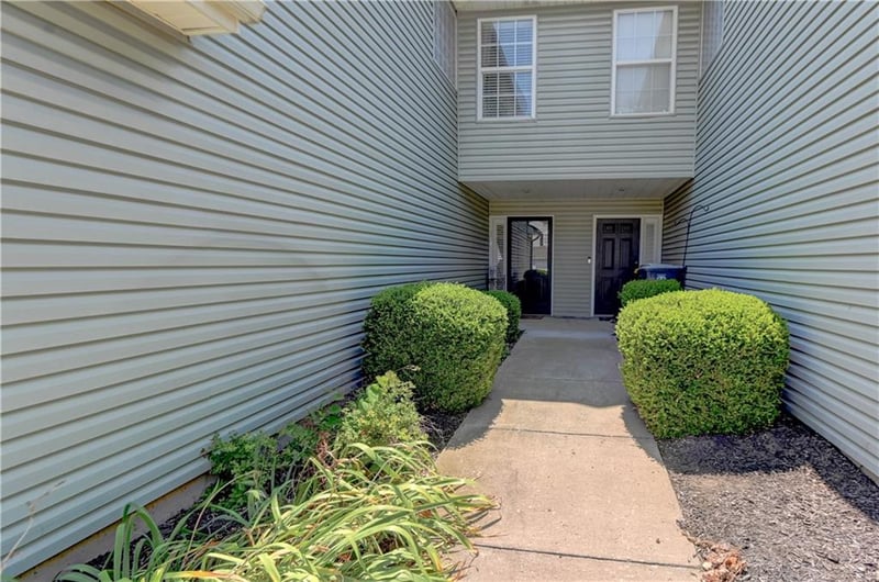 8112 Lawn Ave, Kansas City, MO 64119